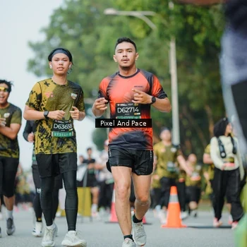 Runner Photo 6874132