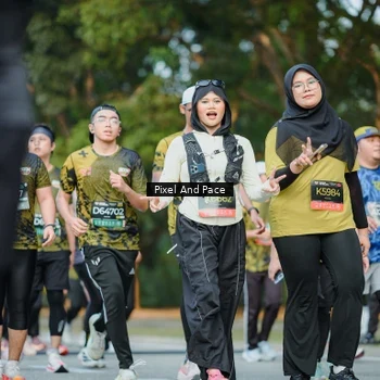 Runner Photo 6874139