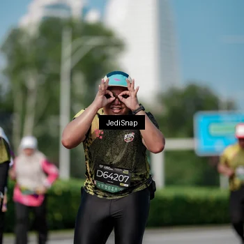 Runner Photo 6874145