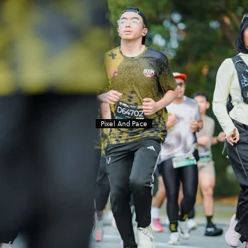 Runner Photo 6874147