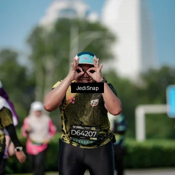 Runner Photo 6874156