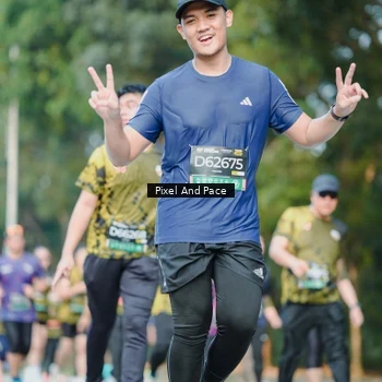 Runner Photo 6874189