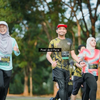 Runner Photo 6874191