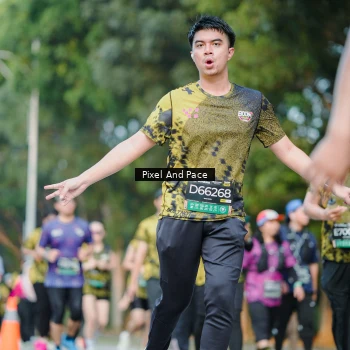 Runner Photo 6874202