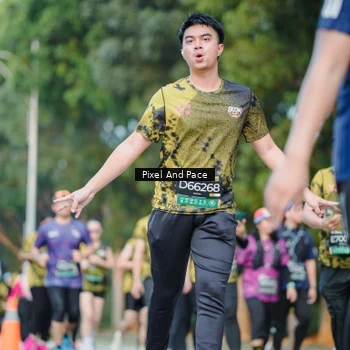 Runner Photo 6874205