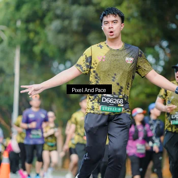 Runner Photo 6874207