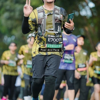 Runner Photo 6874227