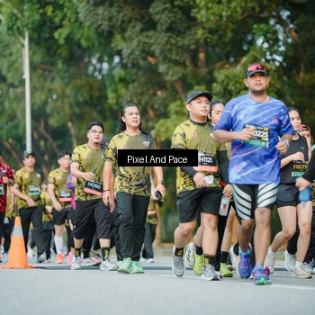 Runner Photo 6874269