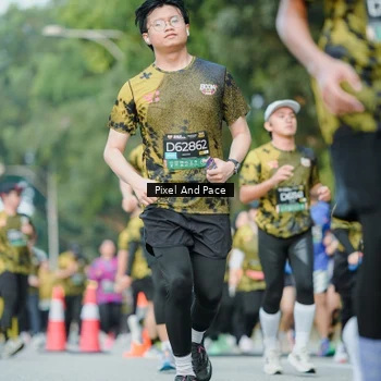 Runner Photo 6874275
