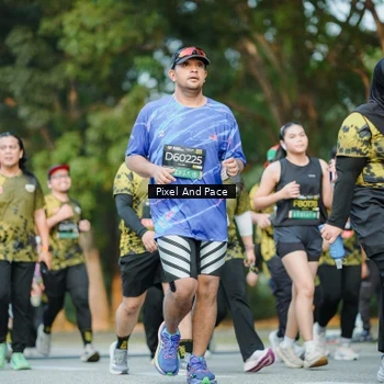Runner Photo 6874279