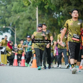 Runner Photo 6874291