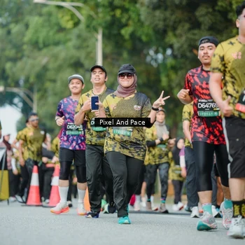 Runner Photo 6874303