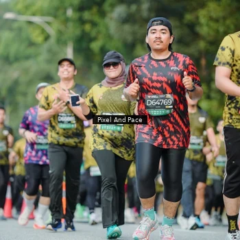 Runner Photo 6874313