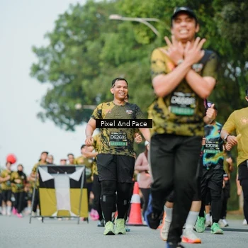 Runner Photo 6874316