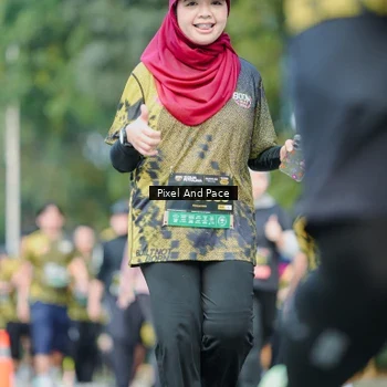 Runner Photo 6874342