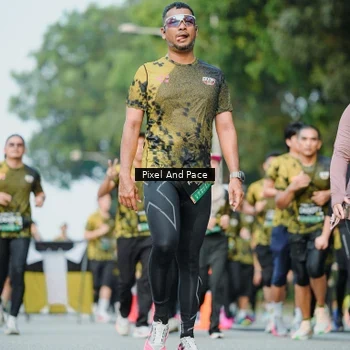 Runner Photo 6874361