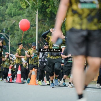 Runner Photo 6874382