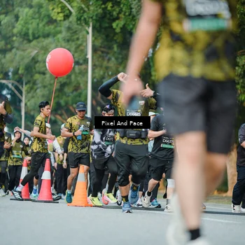 Runner Photo 6874384