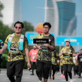 Runner Photo 6874389
