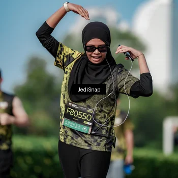 Runner Photo 6874392