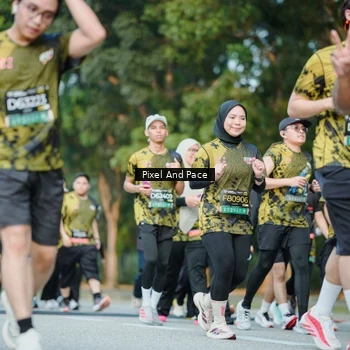 Runner Photo 6874393