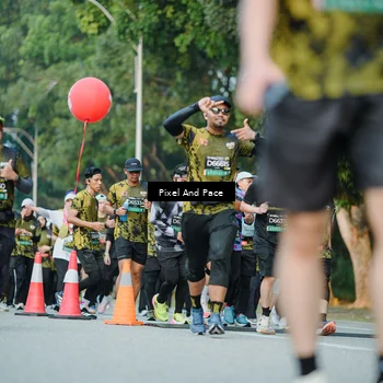 Runner Photo 6874399