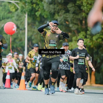 Runner Photo 6874401