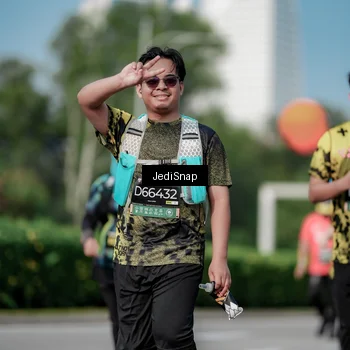 Runner Photo 6874424