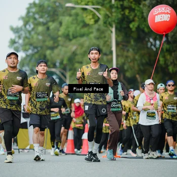 Runner Photo 6874425