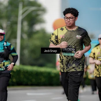 Runner Photo 6874439