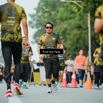 Runner Photo 6874481