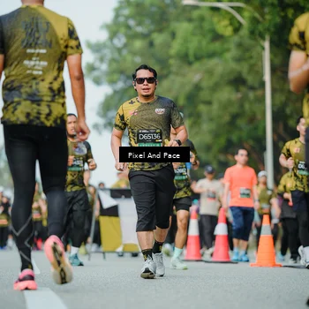 Runner Photo 6874488