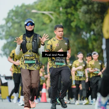 Runner Photo 6874512