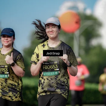 Runner Photo 6874519
