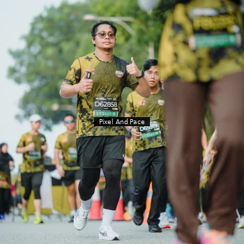 Runner Photo 6874525