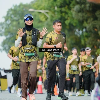 Runner Photo 6874530