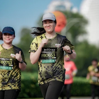 Runner Photo 6874531