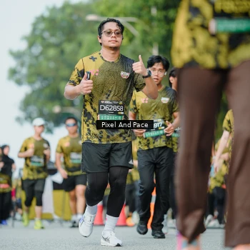 Runner Photo 6874535