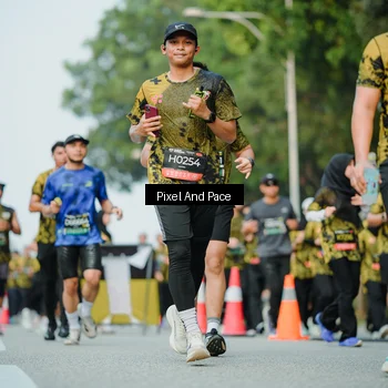 Runner Photo 6874547