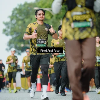 Runner Photo 6874550