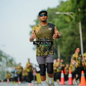 Runner Photo 6874571