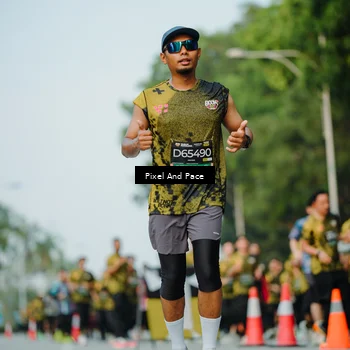 Runner Photo 6874575