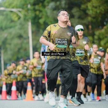 Runner Photo 6874584