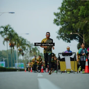 Runner Photo 6874586