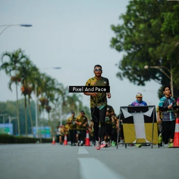 Runner Photo 6874587