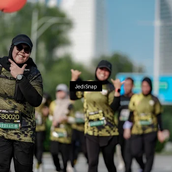 Runner Photo 6874588
