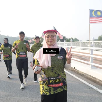Runner Photo 6874596