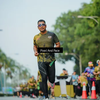 Runner Photo 6874623