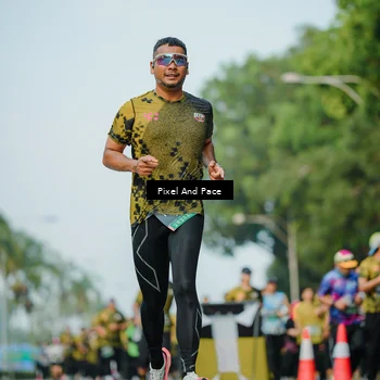 Runner Photo 6874626