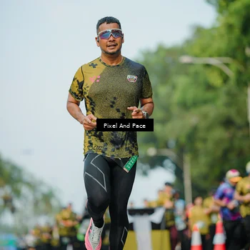 Runner Photo 6874631